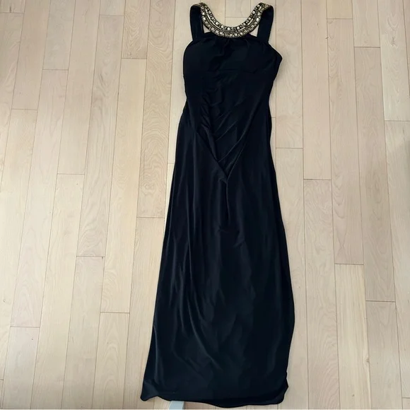 green emerald velvet dress Tessa